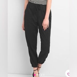 Gap black utility joggers